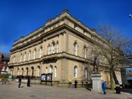 Rathaus der Stadt Blackburn, die Partnerstadt von Altena in England.