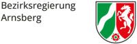 Absenderkennung der Bezirksregierung Arnsberg mit dem Wappen des Landes NRW.