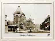 Historisches Bild in Sepia des Blackburn Exchange Gebäudes aus einem Rahmen im Flur des Rathauses von Altena.